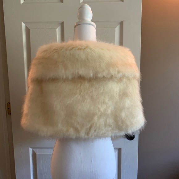 Wrap - Picture 2 of 3